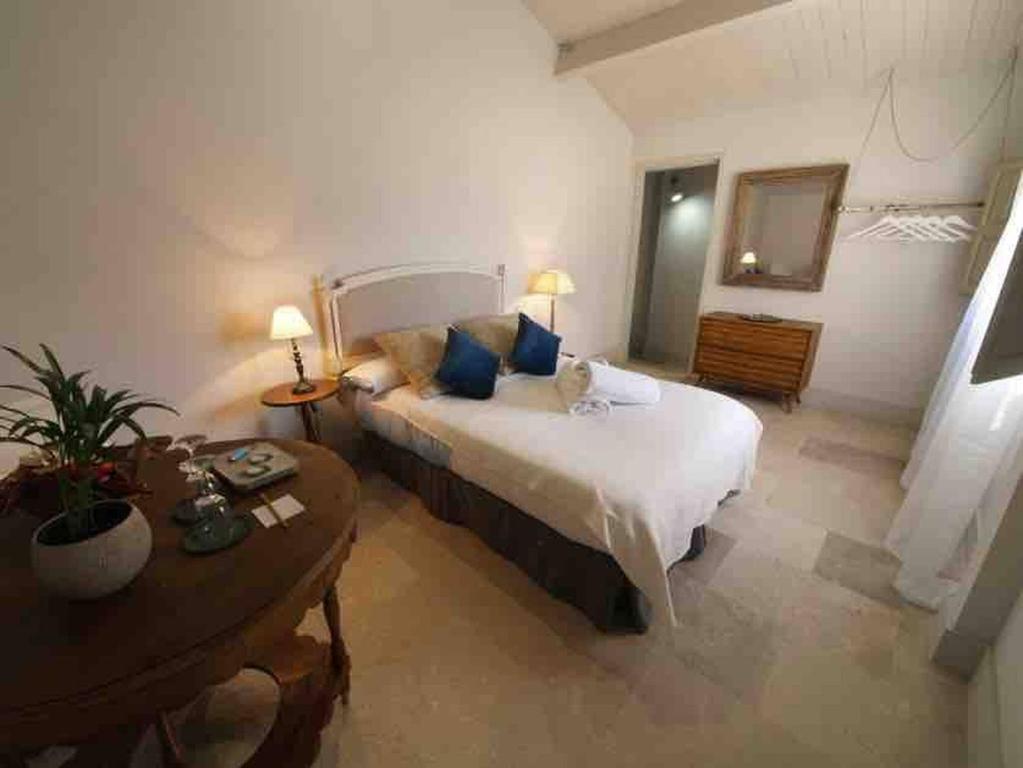 quiet guest room in castilla y leon